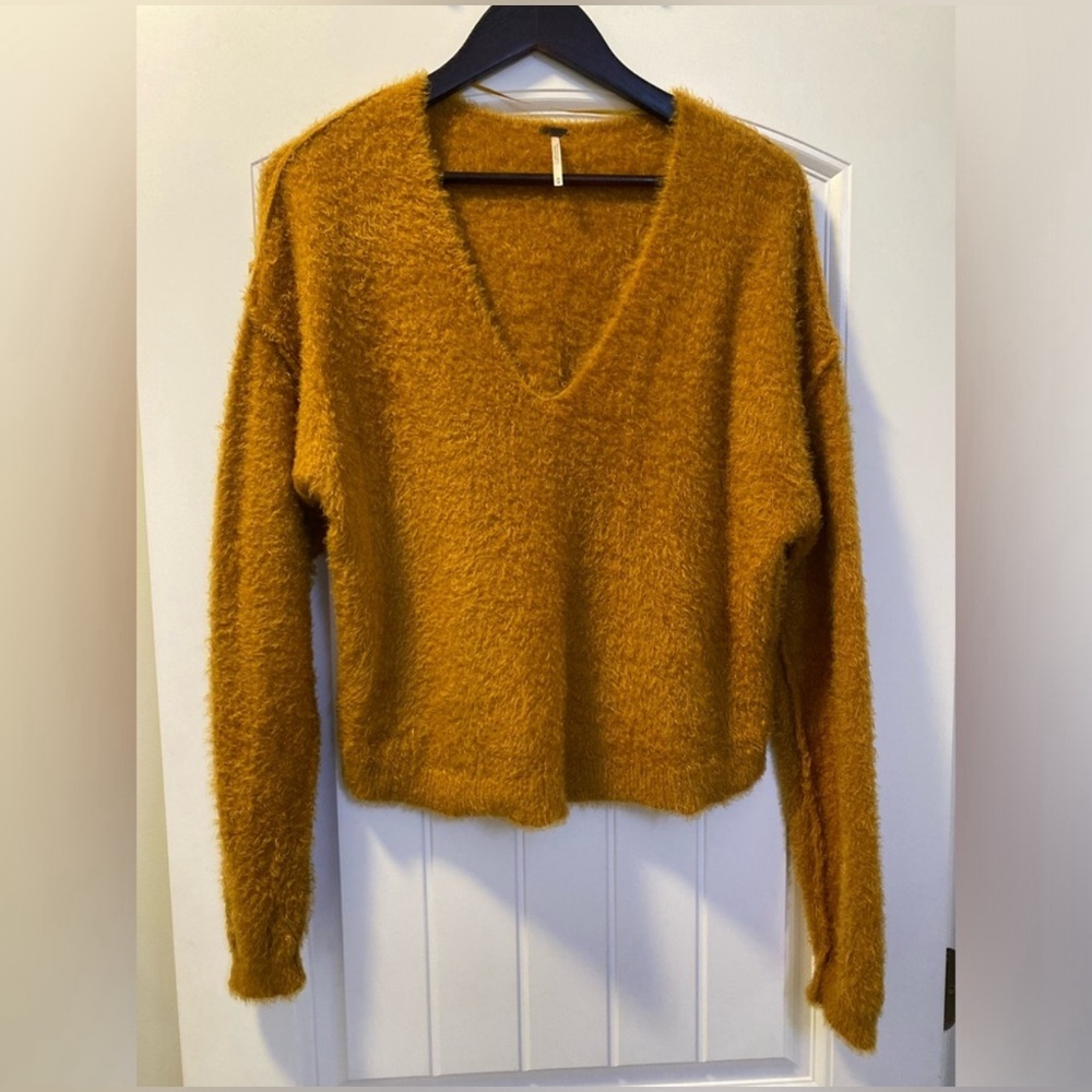 Free people sweater